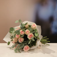 Ramo Premium de 12 Rosas Cor-de-Rosa