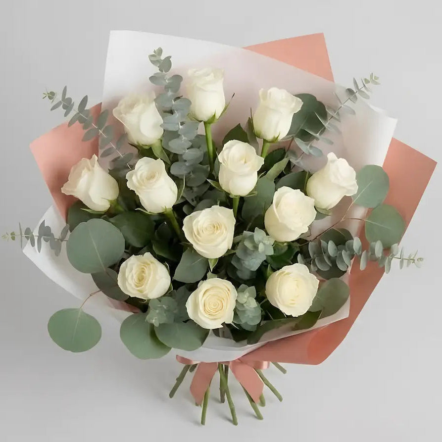 Ramo 12 Rosas Brancas Cenital